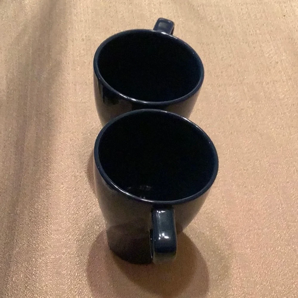 IKEA FARGRIK TWO LIME GREEN 8 OZ COFFEE TEA CUPS